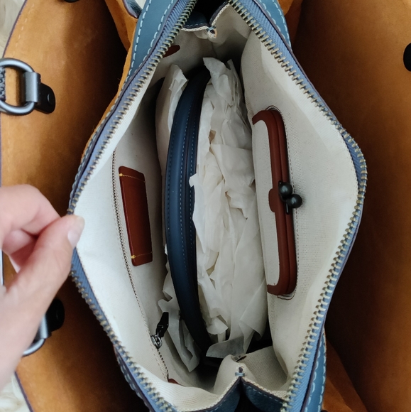 Coach 1941 Rogue 36 with Colourblock Snakeskin - Picture 5 of 16